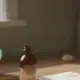 Medikamentenflasche mit Messlöffel und Formular, Medikamentengabe in der Kita